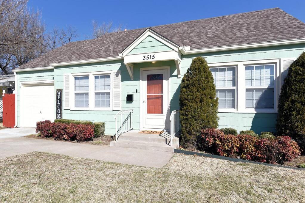 Blue Flamingo'S Charming Home-Heart Of Tulsa2- Cherry St-Expo-11Th エクステリア 写真